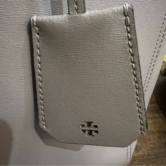 Tory Burch Parker Gray Saffiano Leather Top Zip Tassel Tote - Picture 5 of 17